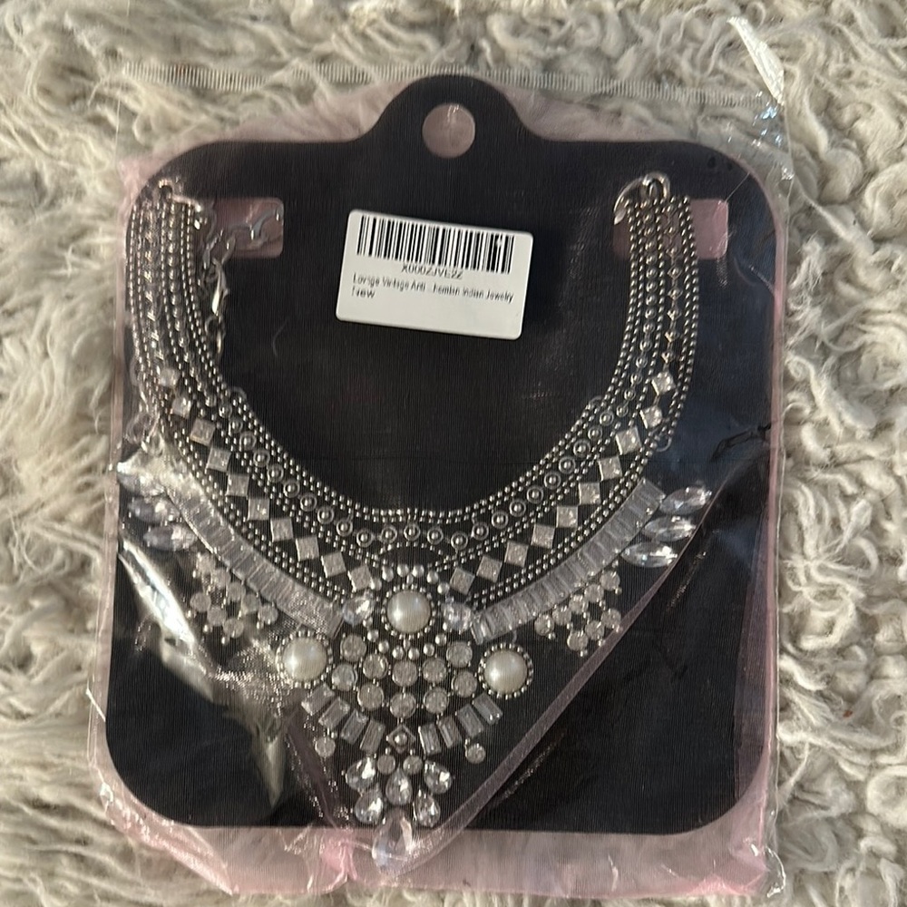 Elegant Silver Statement Necklace